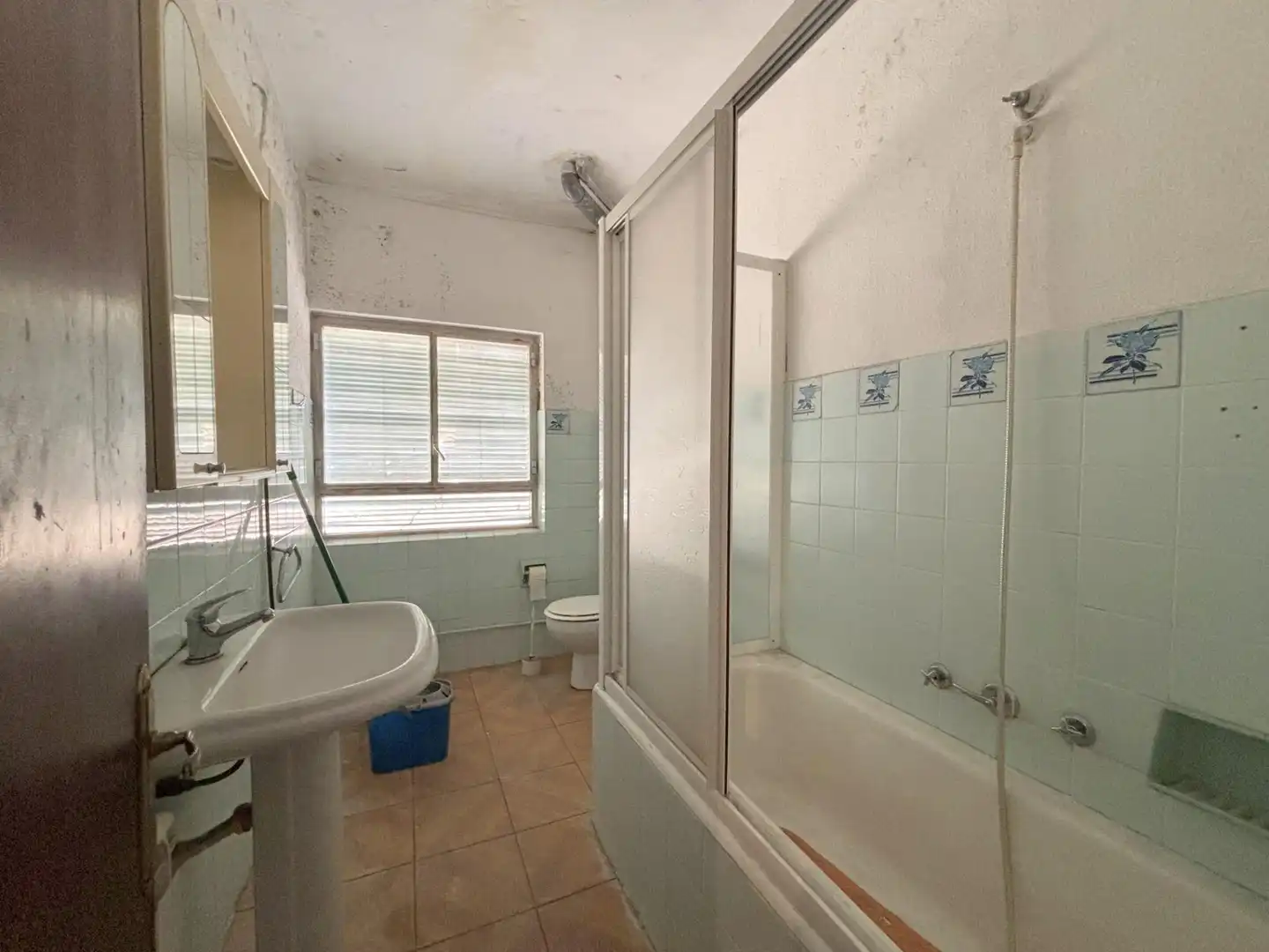 Baño de Casa o chalet en venta en Arévalo con Calefacción, Terraza y Amueblado