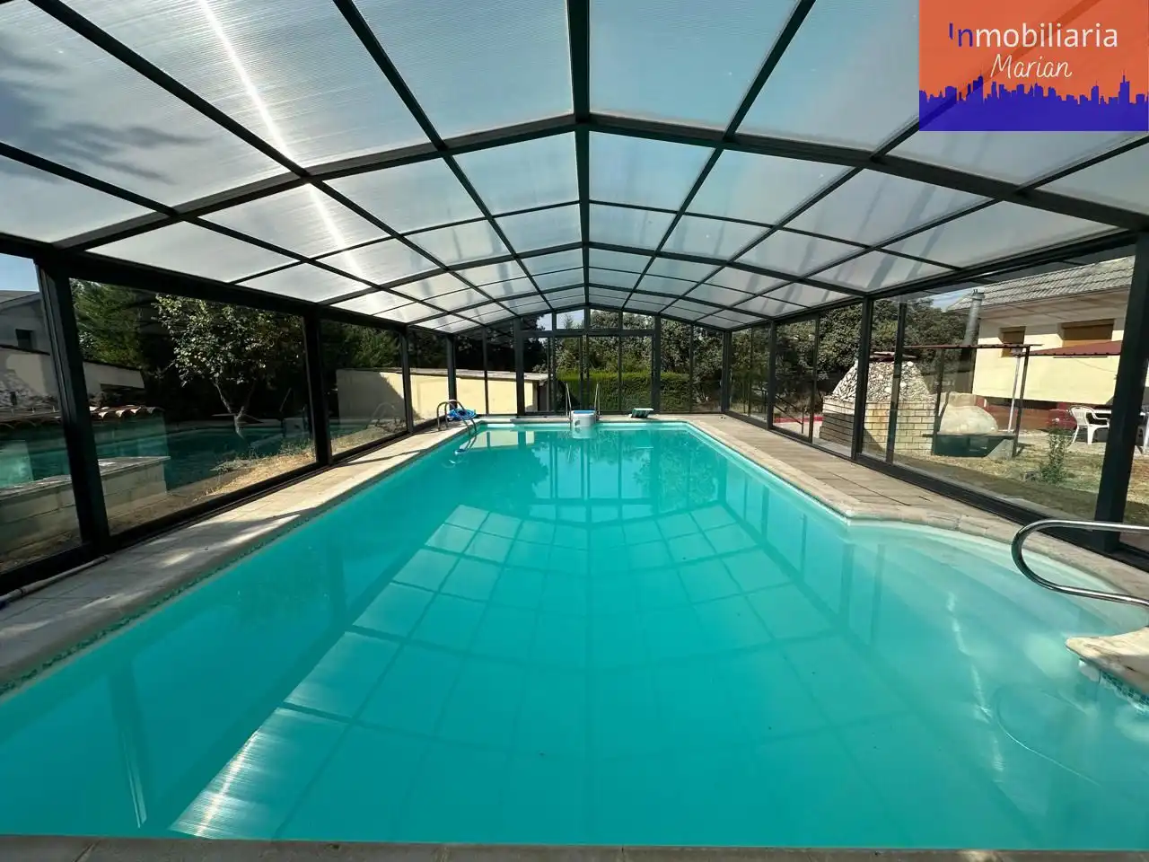Piscina de Casa o chalet en venta en Aranda de Duero con Calefacción, Jardín privado y Piscina