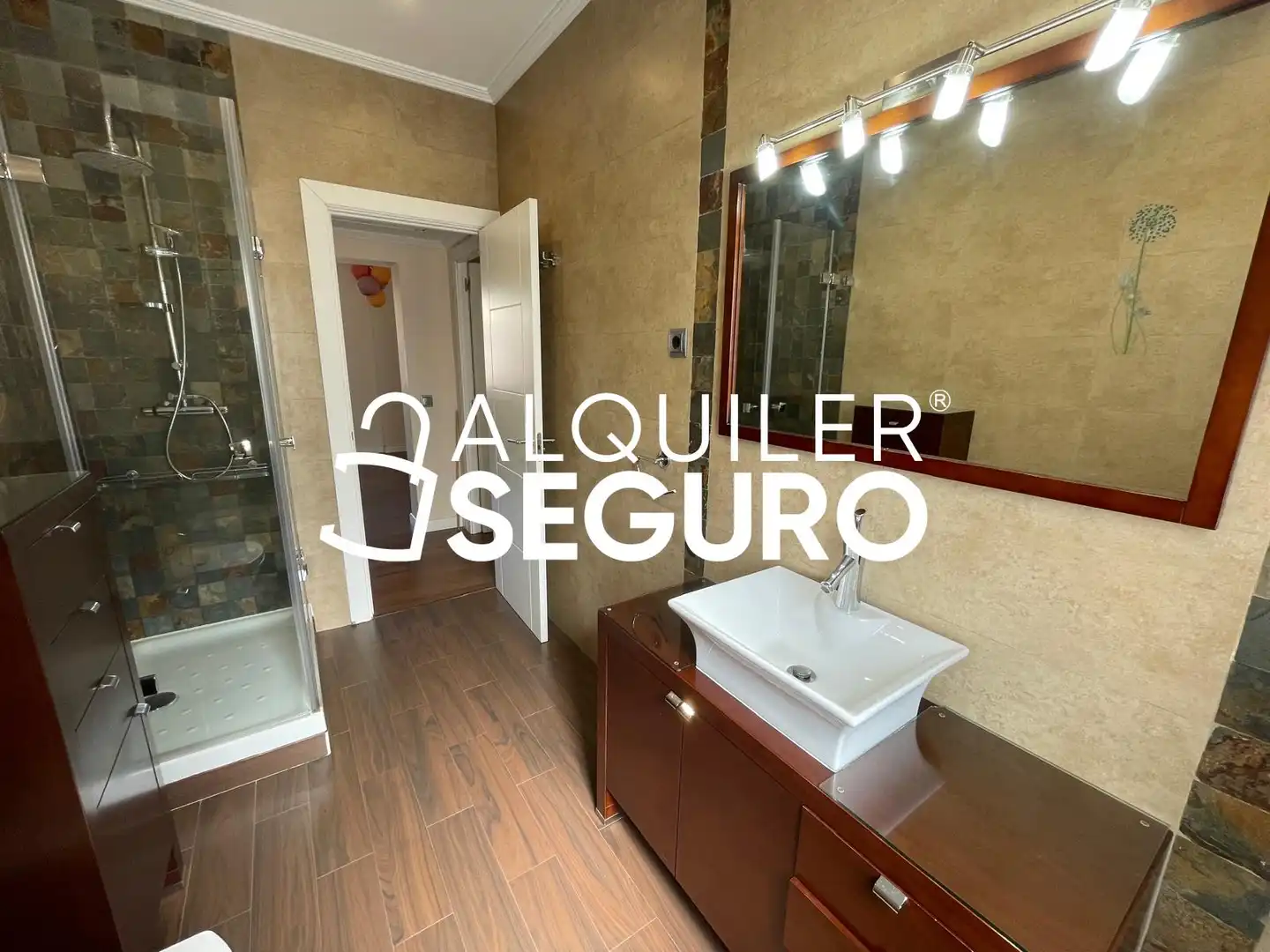 Bedroom of Flat for rent in Madrid  with Air Conditioner, Heating and Furnished