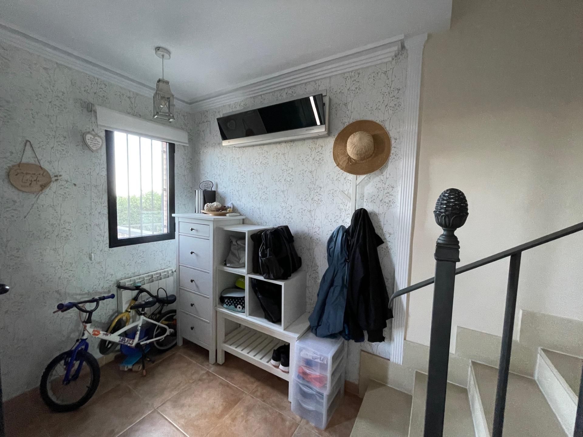 Single-family semi-detached for sale in Faura  with Terrace