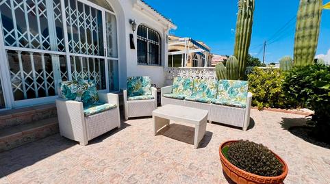 Foto 4 de Casa adosada en venda a Calle Usagre, Zona Carrefour - Urbanizaciones, Torrevieja