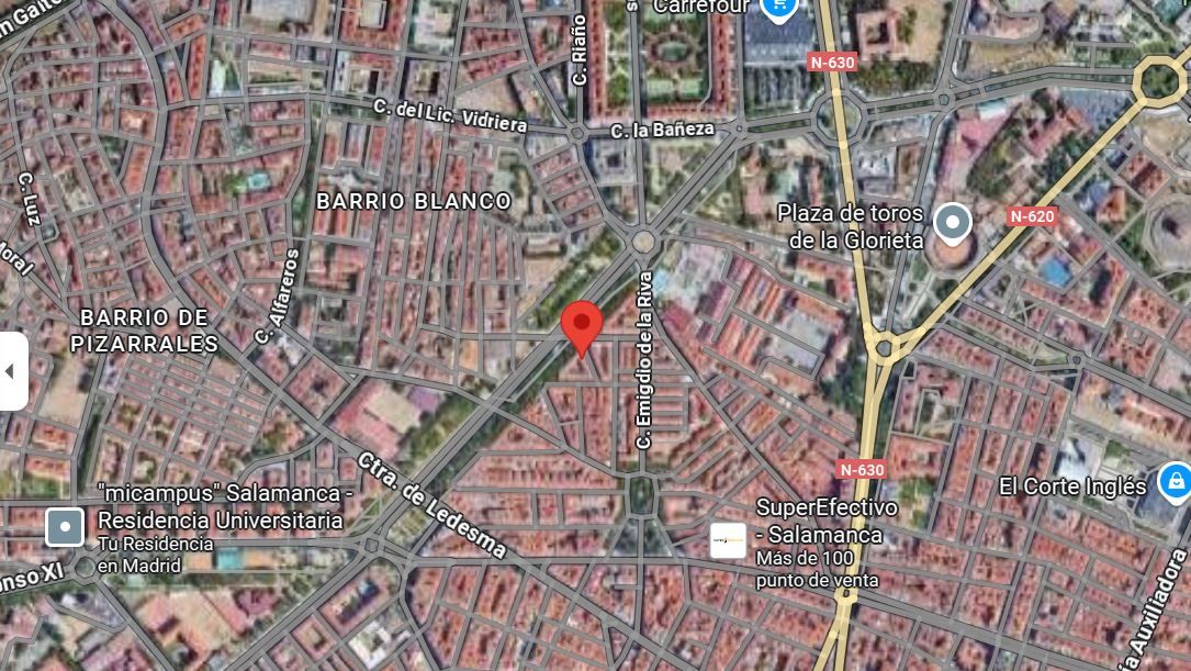 Vista exterior de Piso en venta en Salamanca Capital
