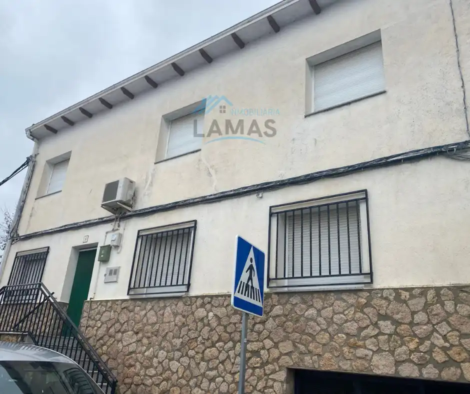 Vista exterior de Casa o chalet en venta en Belvís de Monroy con Aire acondicionado, Trastero y Amueblado
