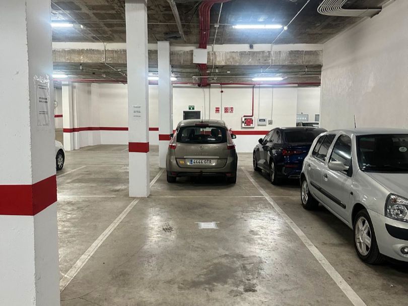 Aparcament de Garatge en venda en Almendralejo amb Alarma