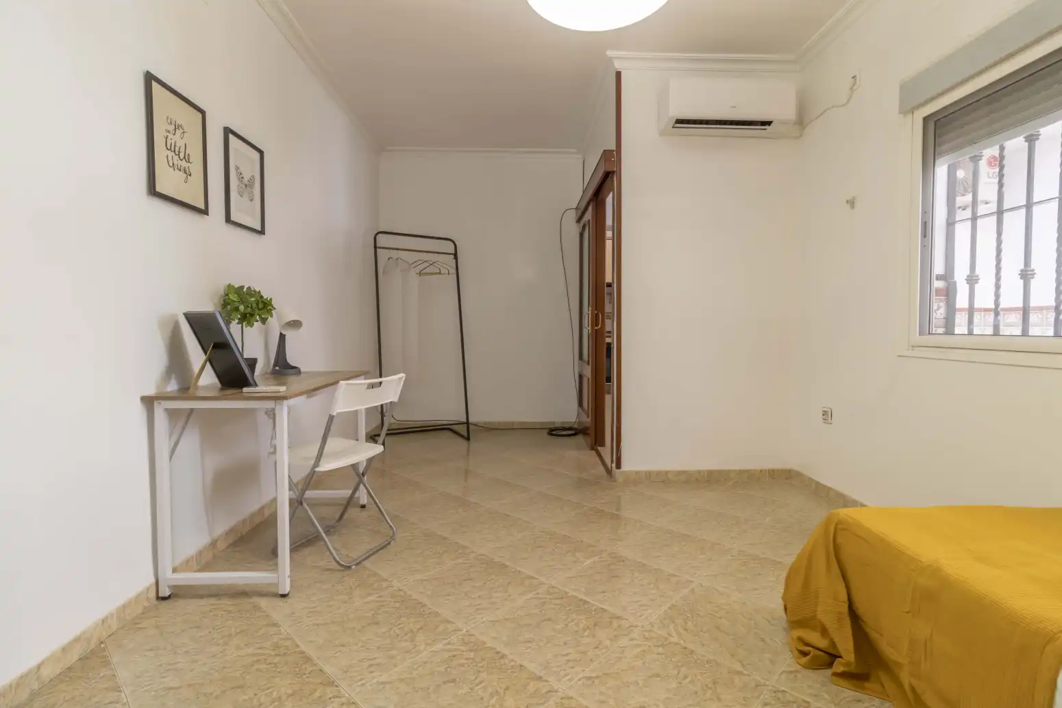 Casa adosada en venda a Tablada