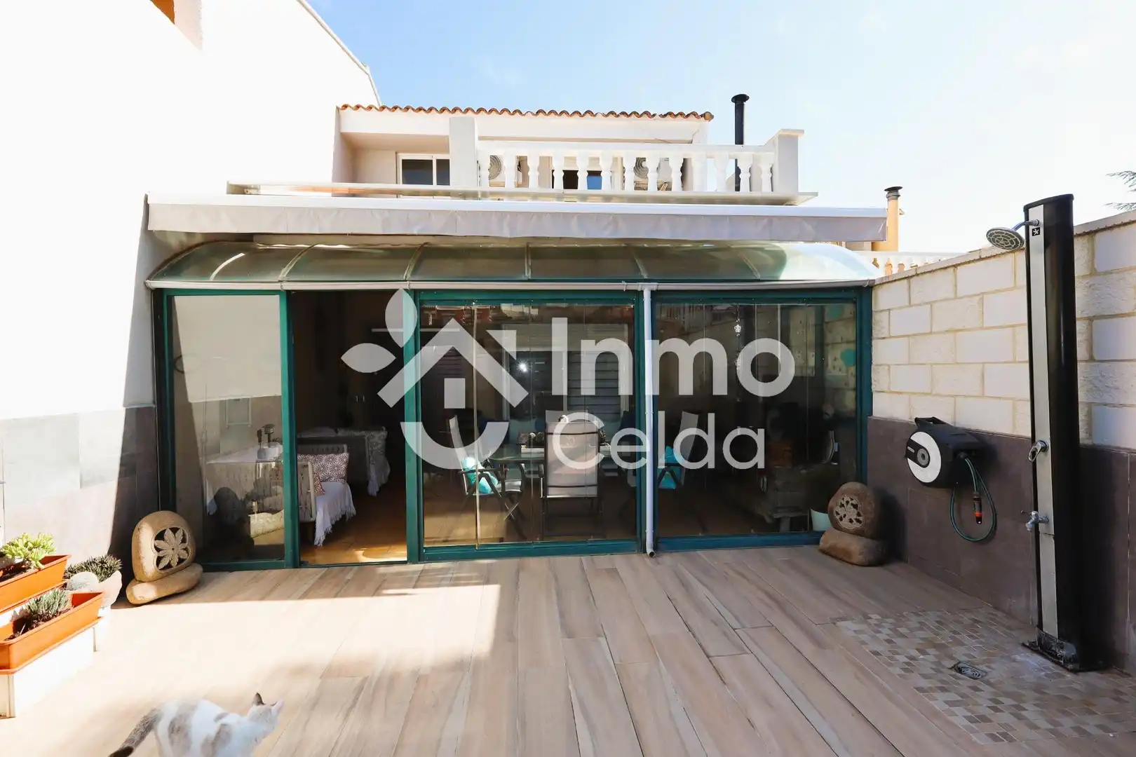 Terraza de Casa adosada en venta en Chiva con Aire acondicionado, Calefacción y Jardín privado