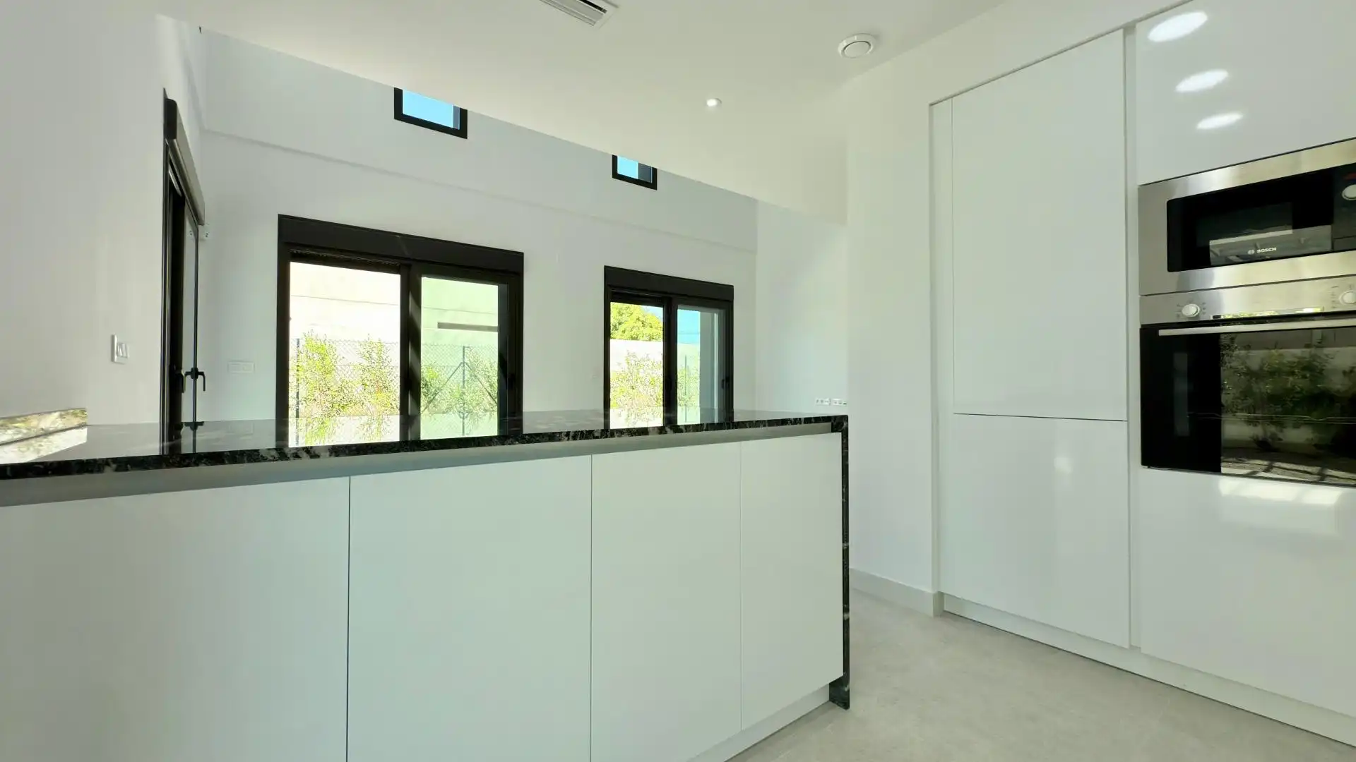 Cocina de Casa o chalet en venta en Mutxamel con Aire acondicionado, Jardín privado y Trastero