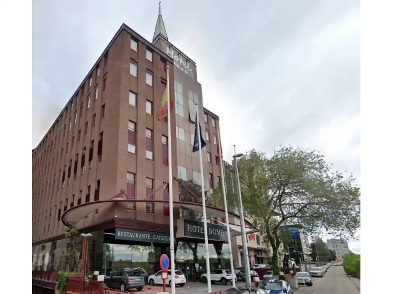 Exterior view of Office for sale in Madrid  with Air Conditioner and Alarm