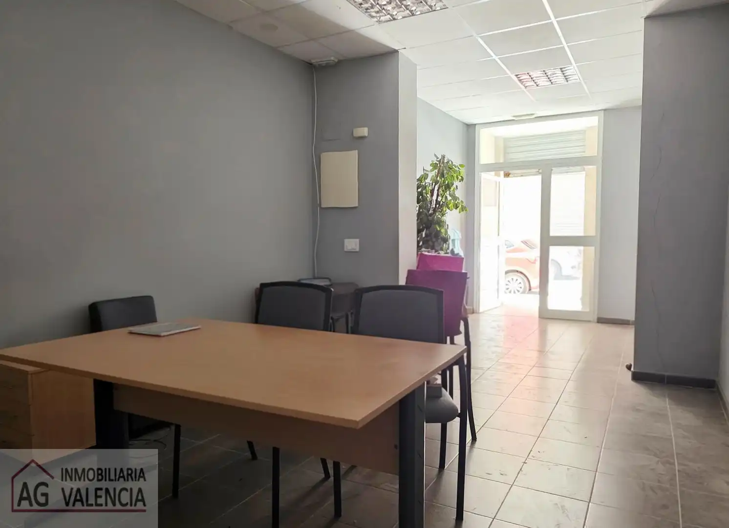 Locale commerciale in vendita a Meliana