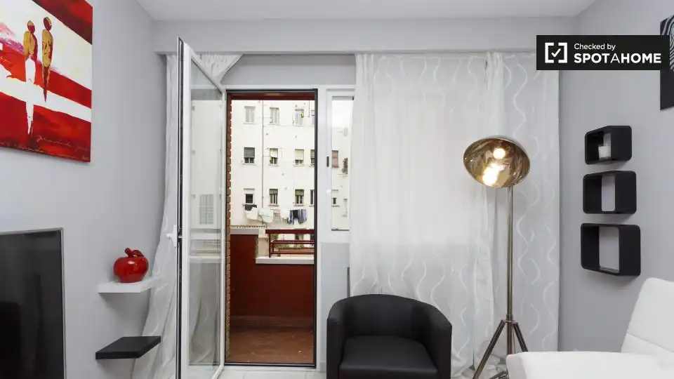 Piso con terraza en alquiler en Chamartín, imagen 4