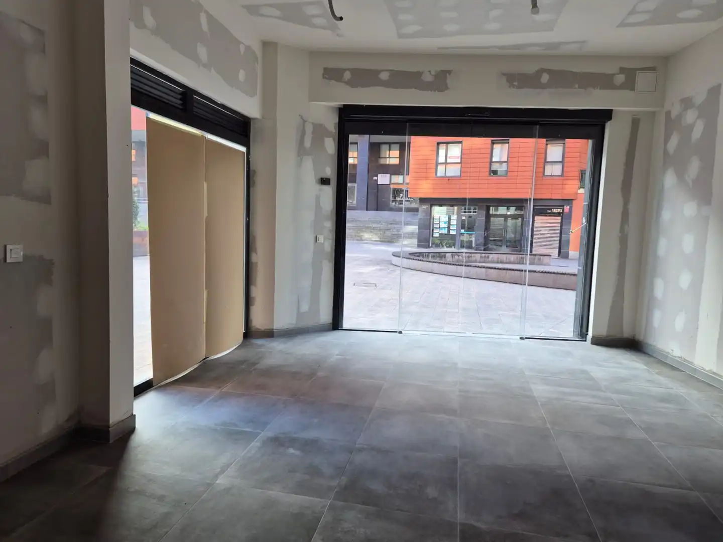 Business premises for sale in Ernesto Erkoreka Plaza, imagen 8