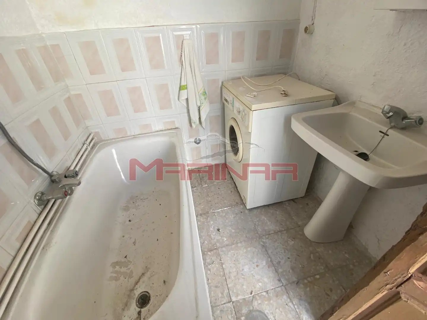 Bathroom of Detached homes for sale in Borox  with Heating