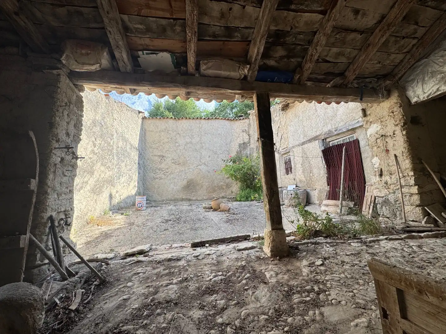 Finca rústica en venta en Velliza con Calefacción, Trastero y Amueblado