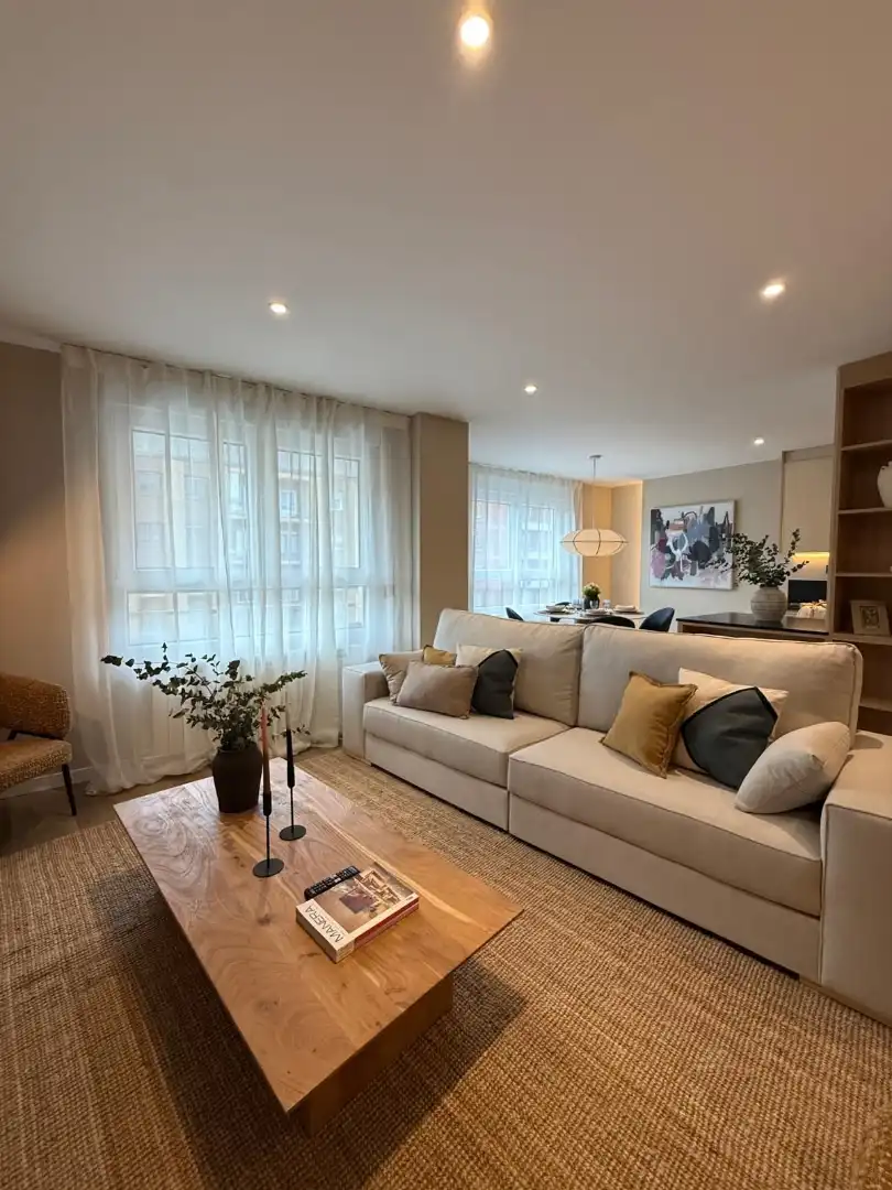 Living room of Flat for rent in Salamanca  with Heating, Parquet flooring and Terrace
