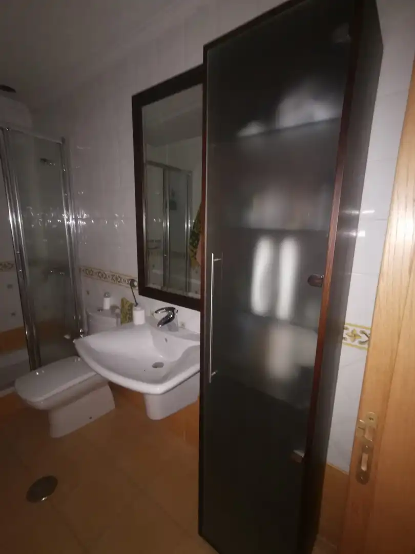 Baño de Dúplex en venta en Ourense Capital  con Calefacción, Parquet y Horno