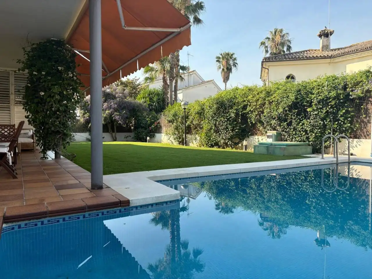 Piscina de Casa o xalet en venda en Jerez de la Frontera amb Aire condicionat, Jardí privat i Terrassa