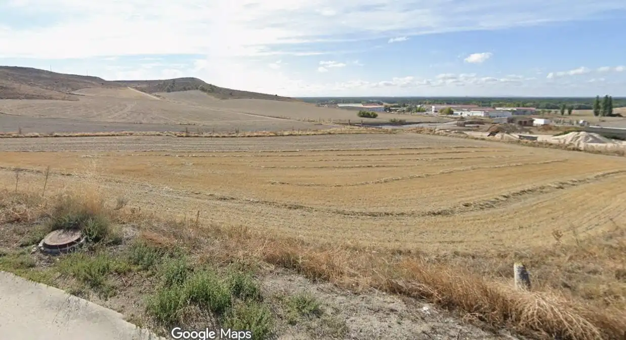 Terreny residencial en venda a Cuéllar, imagen 3