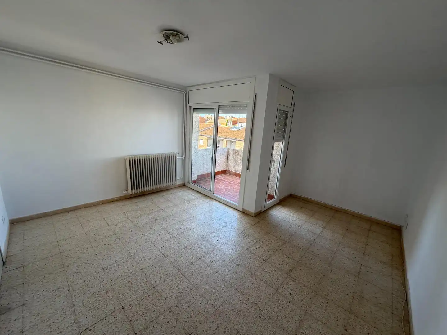 Wohnzimmer von Wohnung zum Verkauf in Banyeres del Penedès mit Heizung, Terrasse und Balkon