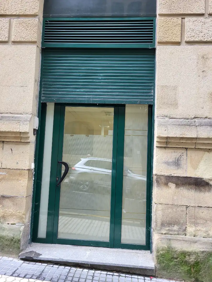Außenansicht von Geschaftsraum zum Verkauf in Donostia - San Sebastián  mit Möbliert und Internet