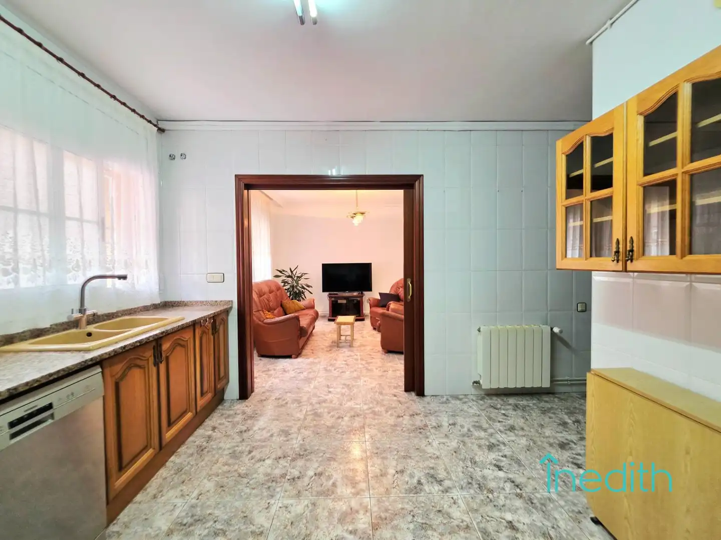 Küche von Wohnung zum Verkauf in Cubelles mit Heizung, Privatgarten und Terrasse