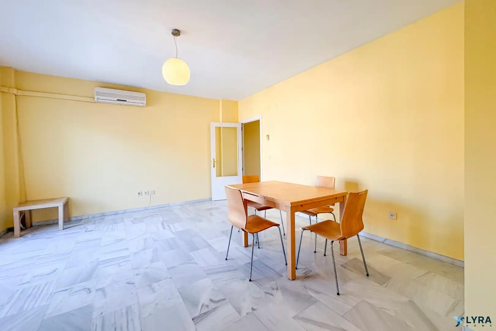 Dining room of Flat for rent in Tomares  with Balcony and Community pool