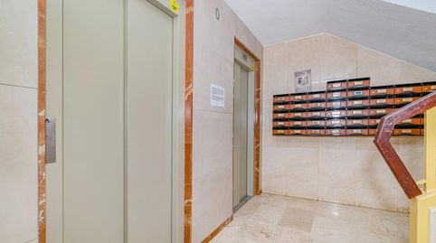Foto 5 de Piso en venta en Cervantes, Granada Capital