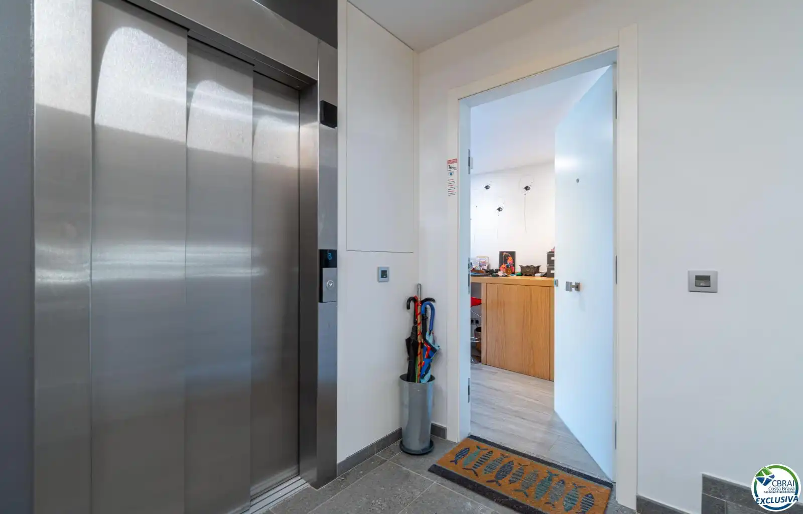 Piso con ascensor en venta en Calle Figueres 10, imagen 9