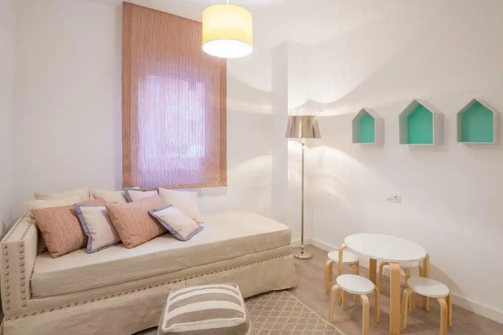 Apartamento con ascensor en venta en Nueva Andalucía, imagen 3