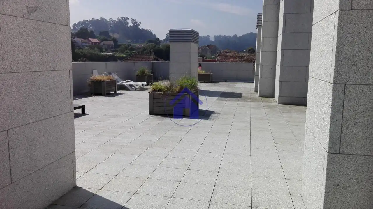 Terraza de Piso en venta en Vigo  con Calefacción, Terraza y Piscina