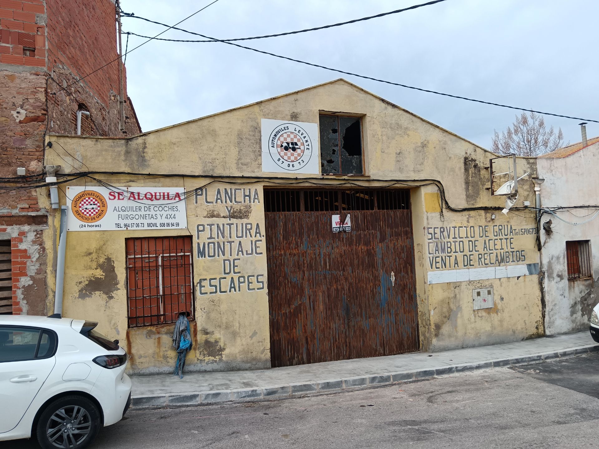 Industrial buildings to rent in Centro