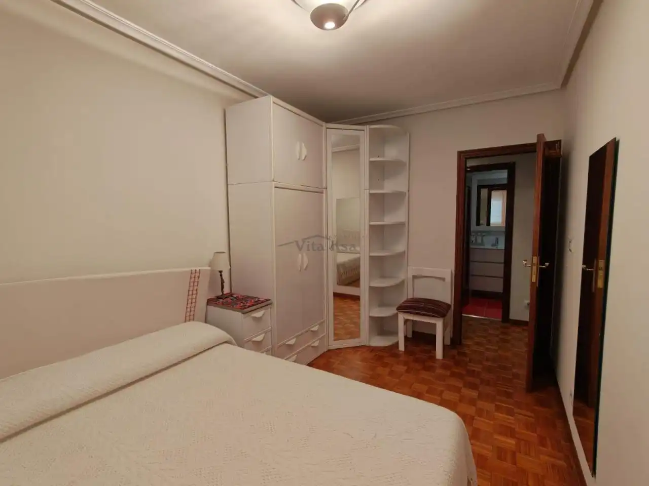 Bedroom of Flat for rent in Ourense Capital   with Heating, Parquet flooring and Furnished