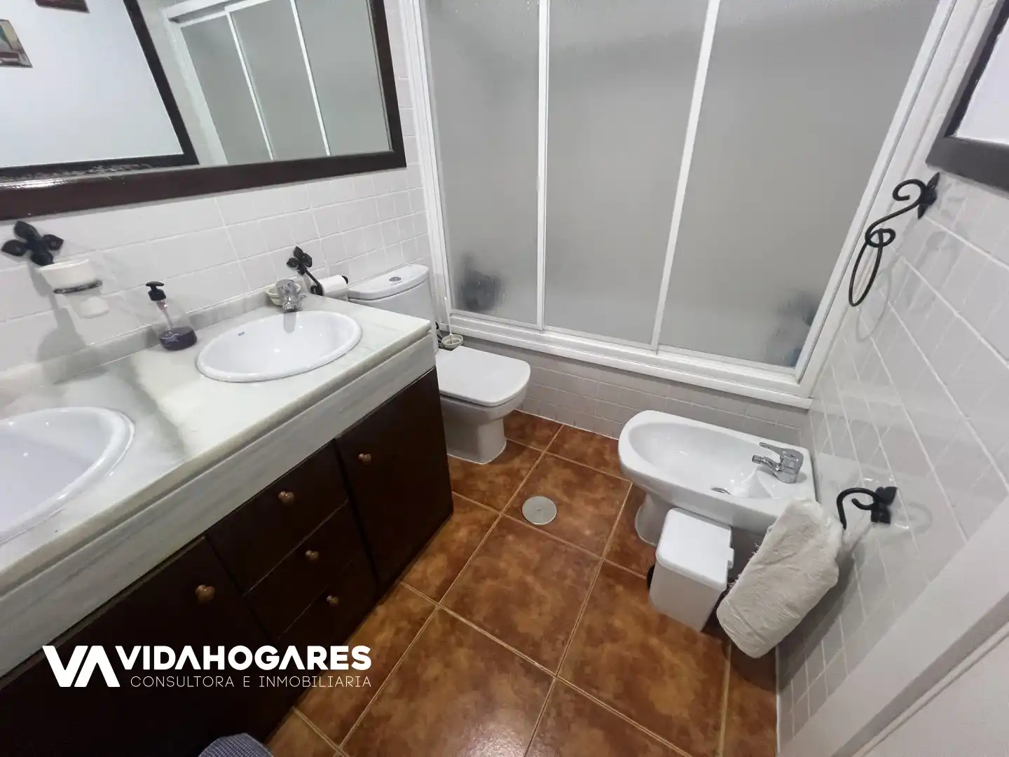 Bathroom of Flat for sale in Rota  with Air Conditioner, Terrace and Storage room