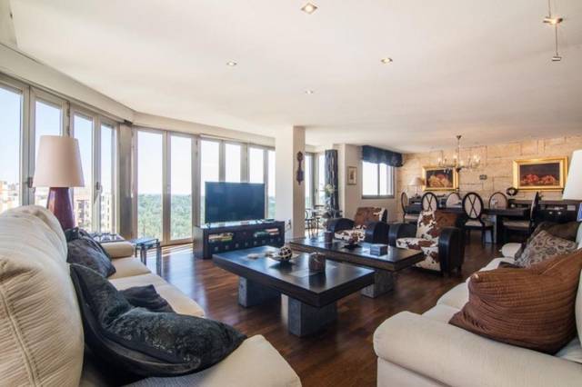 Ático en Venta en Calle del Borreguet en El Raval - Portes Encarnades