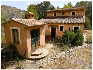 Villa con giardino in vendita a Castell de Castells