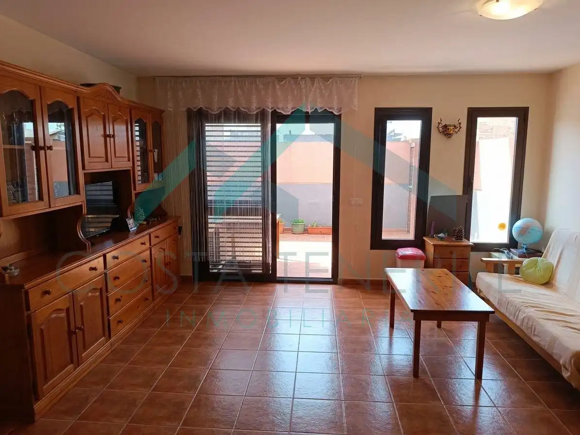 Sala de estar de Casa o chalet en venta en Guía de Isora con Trastero y Piscina