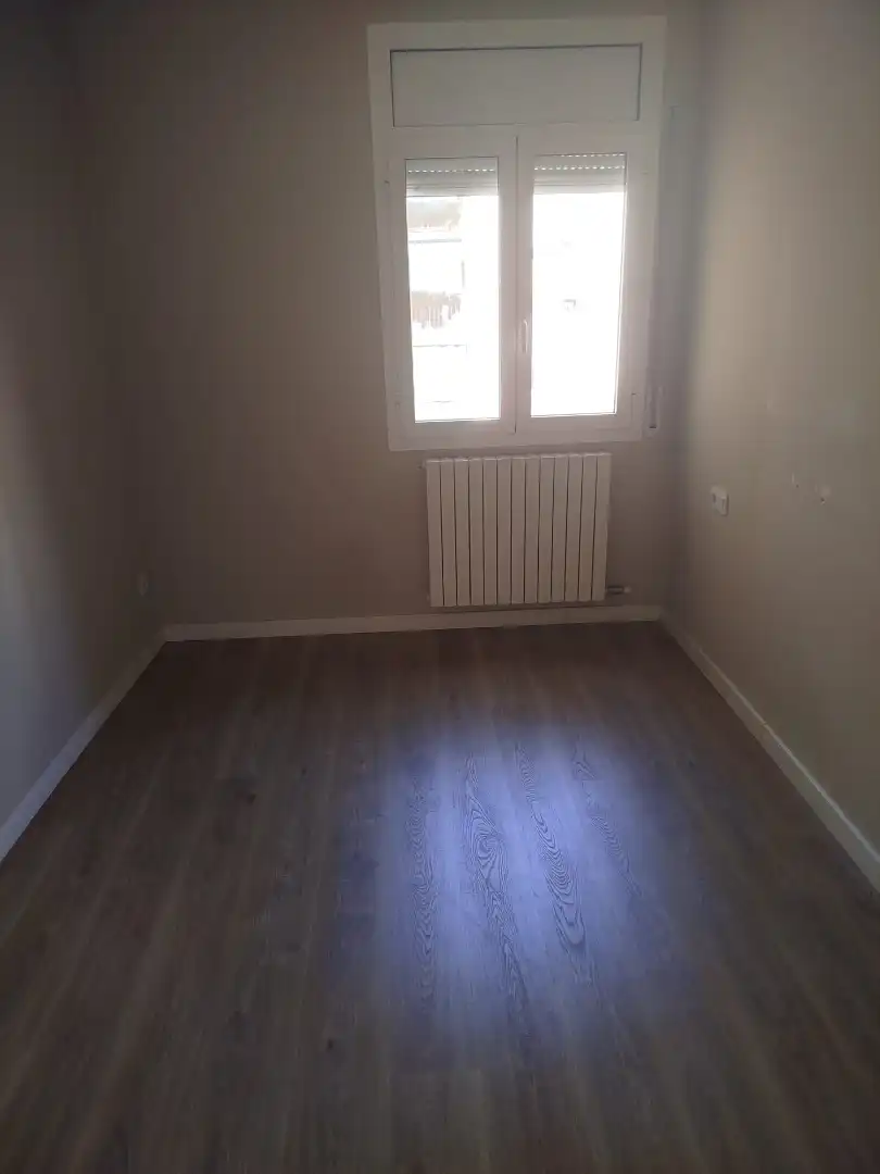 Flat with terrace for sale in Instituts - Universitat, imagen 17