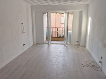 Attico con balcone in vendita a Pasaje de Cox