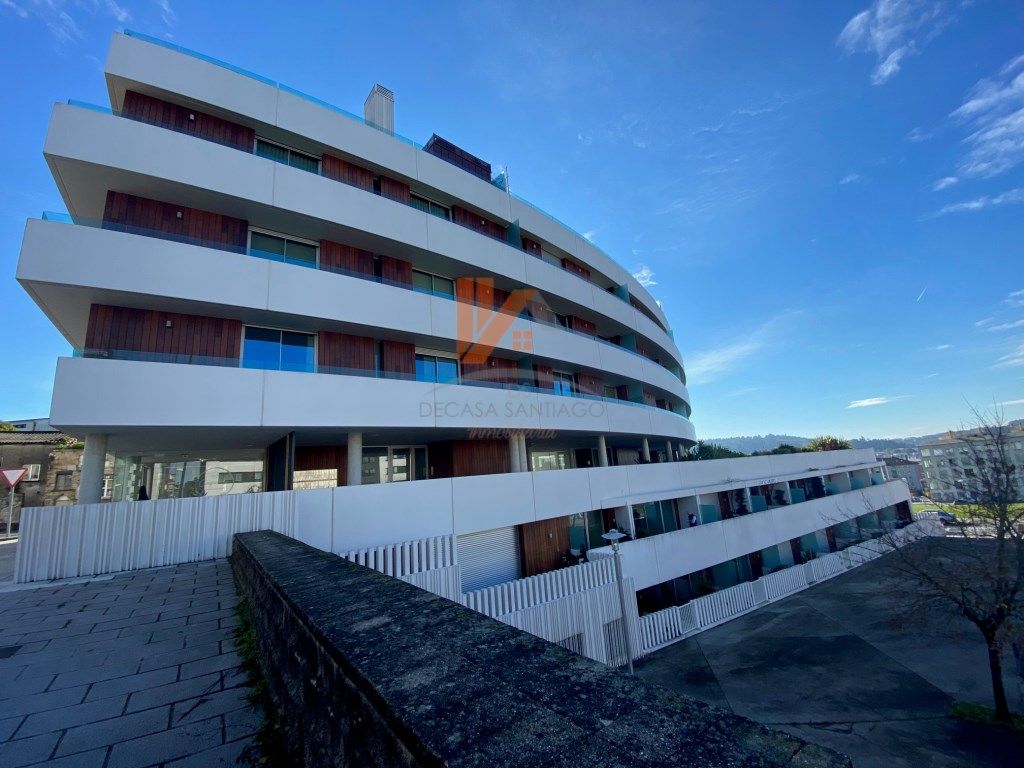 Vista exterior de Piso de alquiler en Santiago de Compostela  con Amueblado