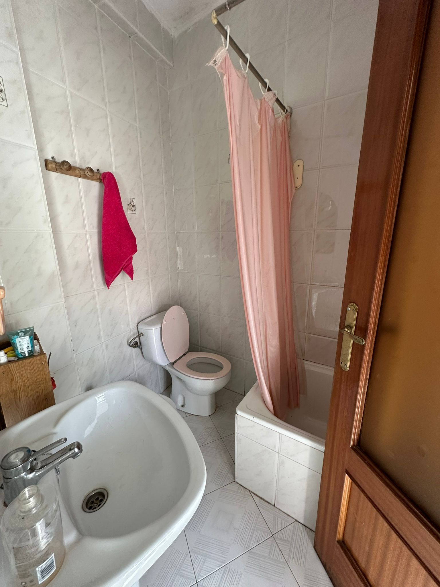 Bany de Dúplex en venda en Monterrubio de la Serena amb Terrassa, Traster i Balcó