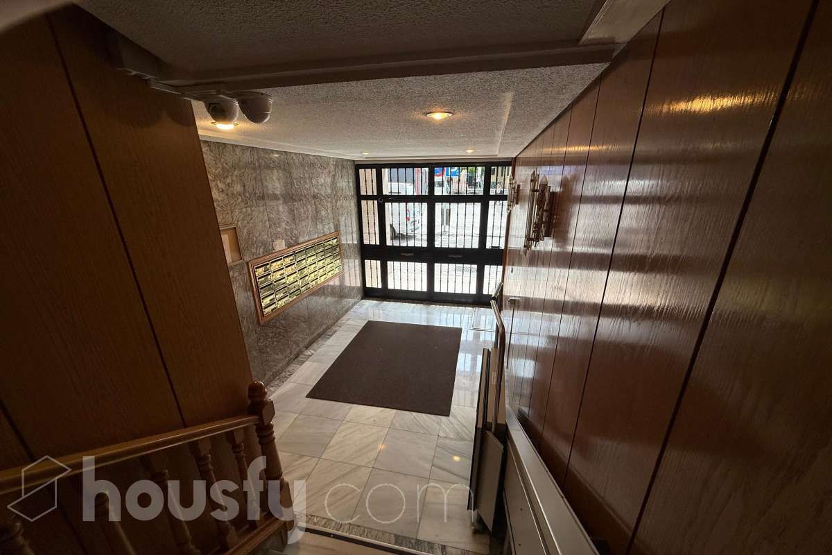 Flat for sale in Calle de Mantuano, Ciudad Jardín