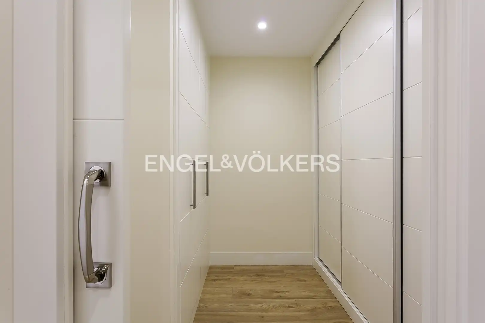 Piso de alquiler en Bilbao  con Calefacción y Balcón