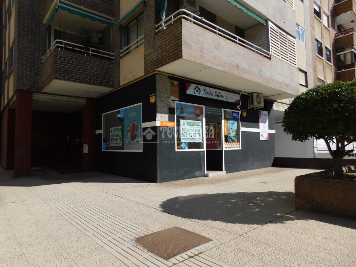 Local de alquiler en Grancasa, Actur-Rey Fernando