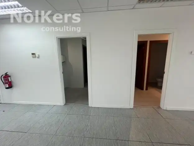 Office for rent in L'Hospitalet de Llobregat  with Air Conditioner and Heating