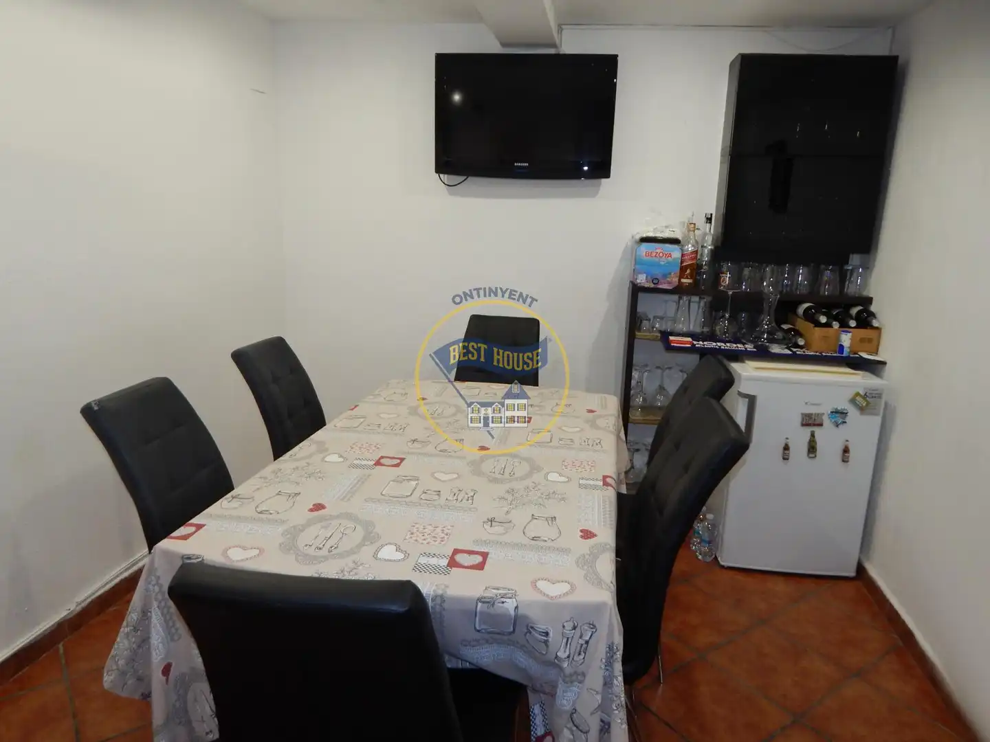 Casa amb terrassa en venda a Sant Josep - Zona Hospital, imagen 8