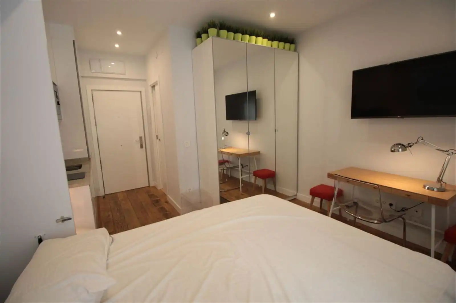 Bedroom of Study for rent in Madrid  with Air Conditioner, Heating and Furnished