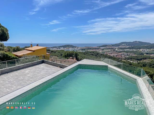 Casa-chalet en Venta en Roca Grossa