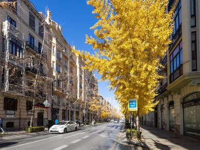 Exterior view of Flat for sale in  Granada Capital