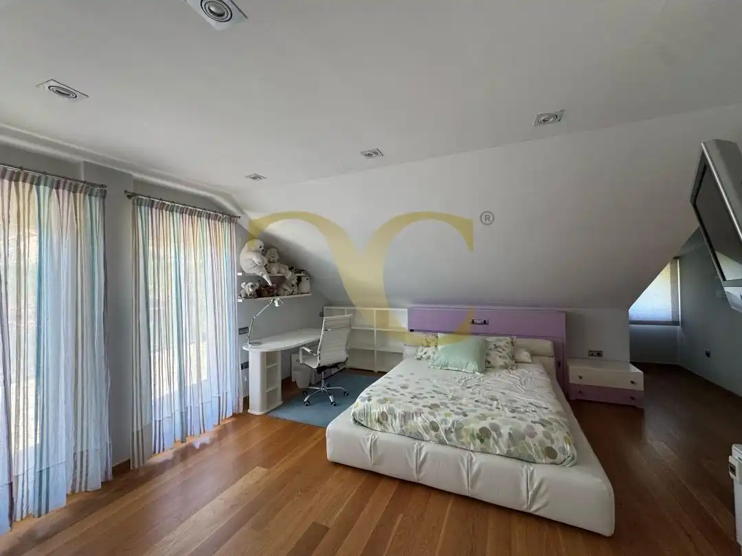 Bedroom of Houses for rent in Santa Cruz de Bezana  with Air Conditioner, Heating and Private garden