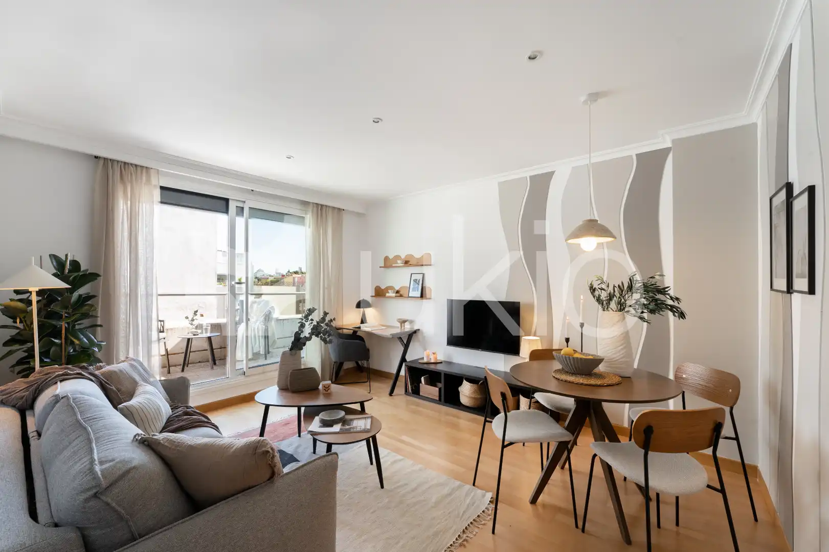 Sala d'estar de Apartament de lloguer en Madrid amb Aire condicionat, Calefacció i Moblat