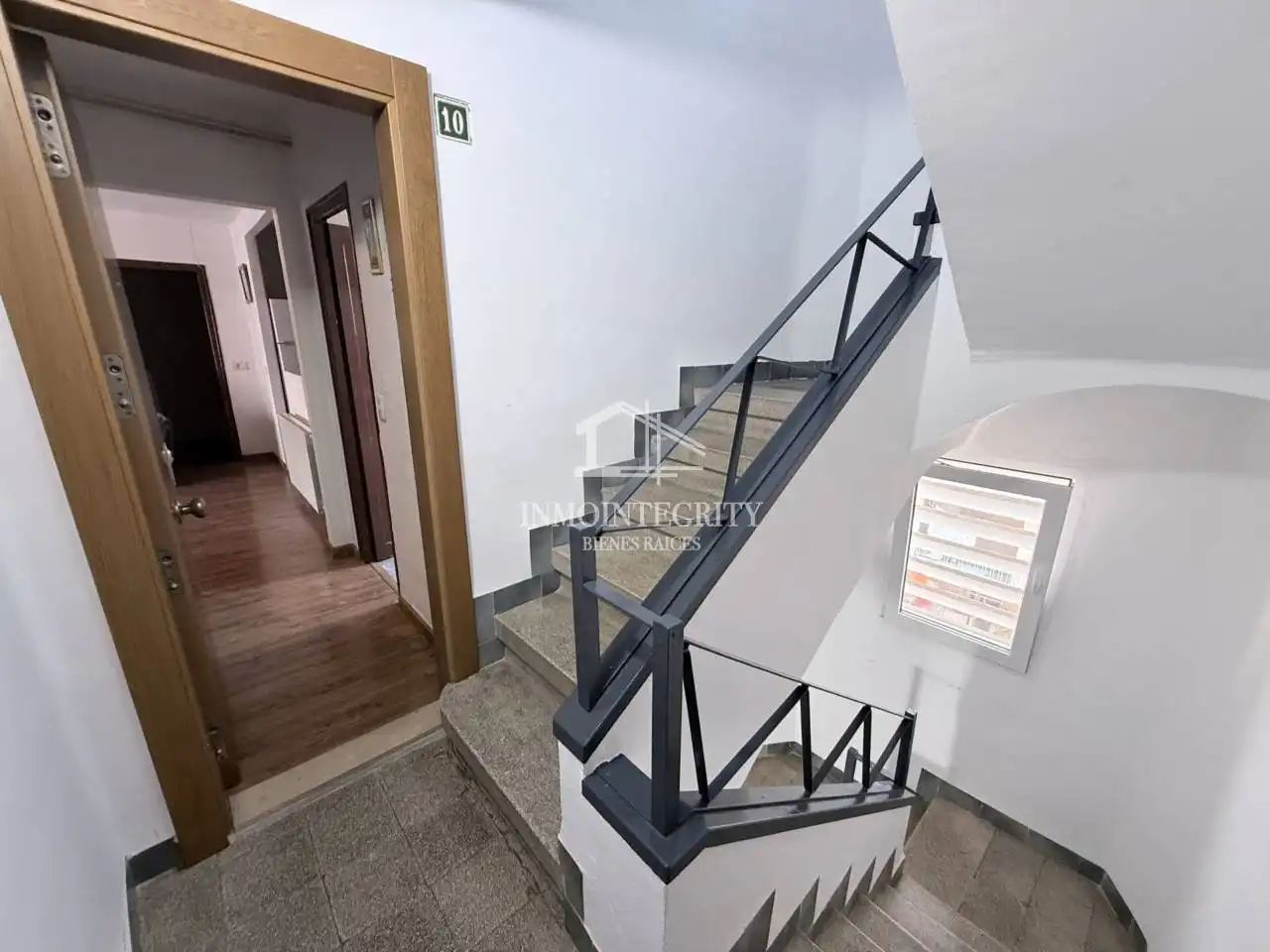 Piso en venta en Castellón de la Plana / Castelló de la Plana con Aire acondicionado, Calefacción y Amueblado